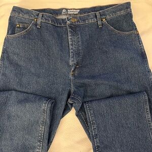 Wrangler’s 47 Advanced Comfort Men's Blue Jeans Size 40x36
